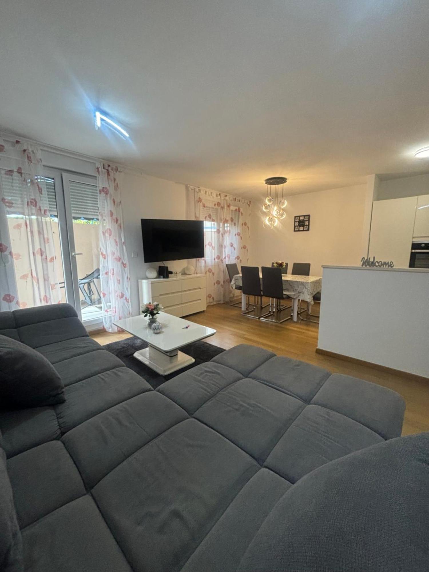 Apartment Dalmatinos Split Znjan Eksteriør bilde